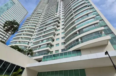 Apartamento a venda no Caminho das Árvores com 2 quartos armarios e varanda no Mandarim