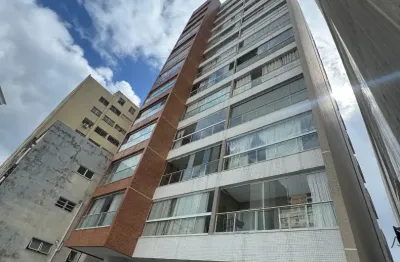 Apartamento a venda na Barra com 2 quartos e com varanda  e armarios