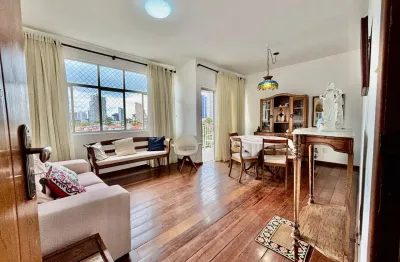 Apartamento a venda no Caminho das Árvores com 3 quartos e varanda