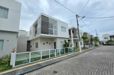 Casa a venda em Lauro de Freitas com 4 quartos reformada e mobiliada no Ipitanga Summer