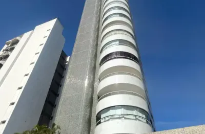 Apartamento a venda na Graça com 4 suites varanda nascente e armarios