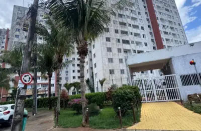 Apartamento a venda em Piatã com 3 quartos nascente e varanda no Colinas de Piatã