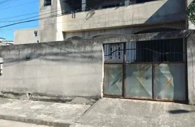 Casa na vila nova de colares: 5 quartos, 3 suítes, 3 salas, 5 banheiros e 2 vagas de garagem - 180,00 m²