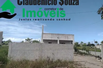 Casa à venda em fundão-es: 2 quartos, 1 suíte, 1 sala, 2 banheiros, 4 vagas de garagem, 120m² na praia grande. confira!