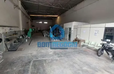 Galpão à venda com 330m , vila bretas, governador valadares - mg