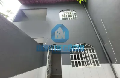 Imóvel com duas moradias, santa rita parte baixa, governador valadares - mg