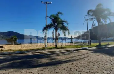 Terreno à venda no bairro lagoa da conceição em florianópolis