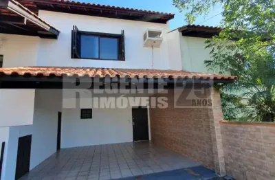 Linda casa à venda no bairro trindade em florianópolis