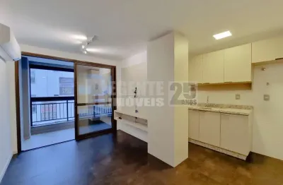 Apartamento de 2 quartos com suíte semi mobiliado no itacorubi