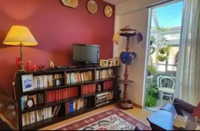 Cobertura triplex com 4 dormitórios à venda no bairro itacorubi em florianópolis.