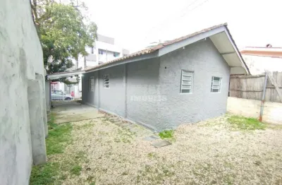 Terreno com 2 casas próximo a ufsc no bairro trindade em florianópolis.