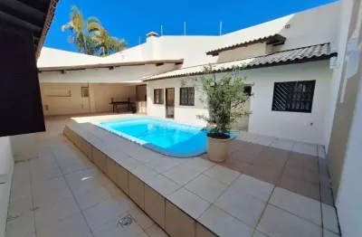 Casa com 3 dormitórios sendo 1 suíte no córrego grande florianópolis sc