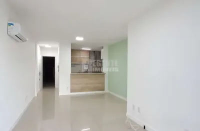 Belo apartamento em excelente estado/super bem localizado