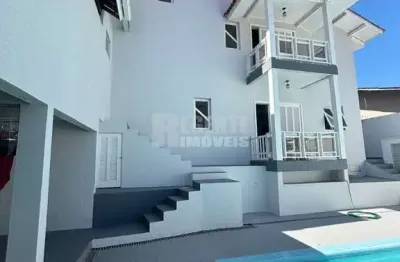 Casa com 5 suites e 5 vagas - bairro agronômica - florianópolis