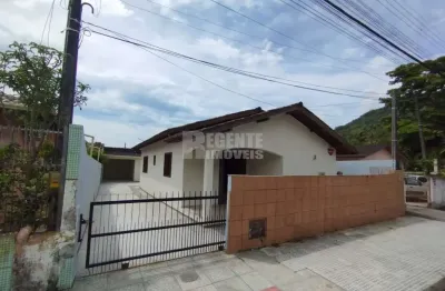 Casa com 4 quartos à venda na Do Louro, 79, Monte Verde, Florianópolis