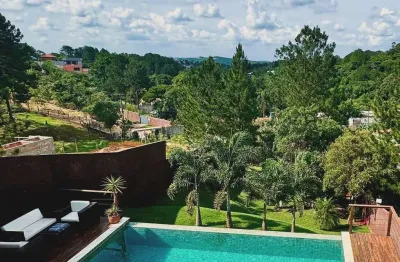Imperdível! casa à venda em jarinu-sp, no bairro week end, com 2 quartos, 1 suíte, 3 salas, 4 vagas de garagem e 194m² de área.