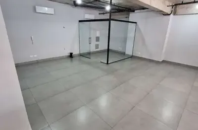 Oportunidade imperdível: sala comercial em condomínio no centro de jacareí-sp, 2 salas, 1 banheiro, 1 vaga de garagem, 57m²!