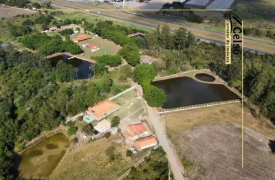 Oportunidade única: sítio à venda em quadra-sp, zona rural, 4 quartos, 1 suíte, 3 salas, 3 banheiros, 5 vagas, 250m².