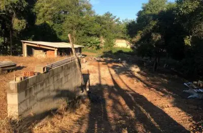 Condomínio evangélico terreno 410m2 pequeno declive, agua, luz, esgoto, 4 lagos, 3 playgrouds