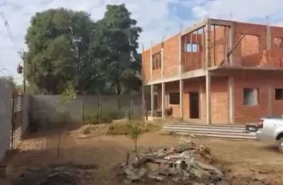 Chácara 609m2 sobrado 272m2 3 dorms 1 suíte, sala, cozinha, banheiro, todo murado, poço artesiano,