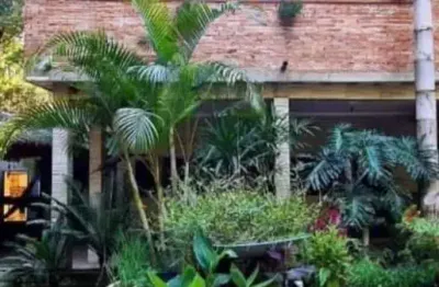 Pousada ecológica 5847m2 mata nativa área construída 500m2 casa sobrado 10 dorms, 6 suítes, salas, cozinha, área de fogueira, mini-lago, área camping, 15 banheiros, estacionamento, contato direto com 
