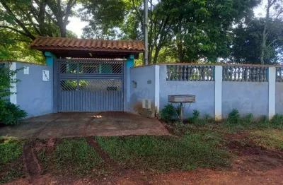 Chácara 1000m2 casa 90m2 2 dorms 1 suíte, sala, cozinha, banheiro social, sala, lavanderia, área gourmet, garagem coberta