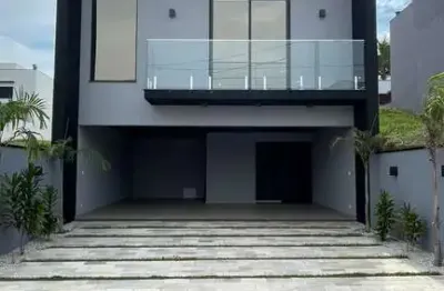Casa duplex 150m2 3 dorms 1 suíte c/closet, linda sala de estar, cozinha inteiramente planejada com churrasqueira e exaustor, banheiro social  luz nat
