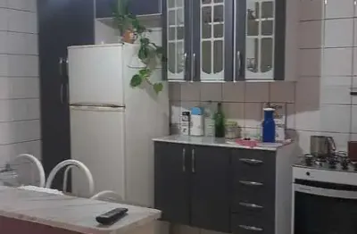 Casa térra 97m2 02 quartos, sala, cozinha americana, área de serviço, wc social, vaga de garagem para 04 carros, permuta sob análise em casa de menor
