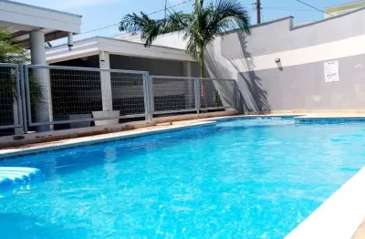 Salão de eventos 227m2 2 doms, área gourmet, cozinha, sala, 1 banheiro social, 02 lavabos, 02 banheiros pcd com ducha, piscina, terreno 440m2, habites