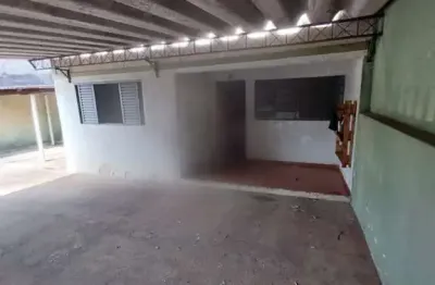 Três casas no mesmo quintal  terreno de 350m² casa l  3 dormitórios  sala  cozinha   banheiro social  casa ll cozinha  1 dormitório banheiro social  c