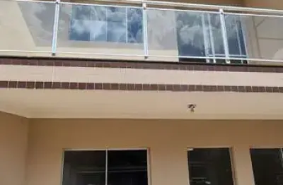 Apto 59m2 2 dorms, sala, cozinha, banheiro, varanda, garagem, piso porcelanato e vinilico, aceita financiamento e carro como entrada.