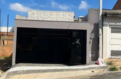 Casa térrea 105m2 2 suíte, sala, cozinha, banheiro, área de serviço, 2 vagas garagem, churrasqueira e pia, permuta em carros