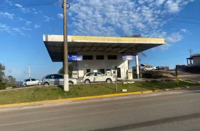 Posto bem localizado 16km de itapeva localização de grande fluxo de veículos de pequeno a grande porte  rodovia com asfalto novo média de 98 mil litros mês. poço artesiano novo  documentação toda em o