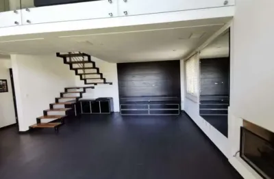 Apto 86m2 loft 1 dorms, banheiro, sala, cozinha americana planejada, forno, cooktop fogão eletrico, ar cond, box, chuveiro, armario banheiro,lavabo.