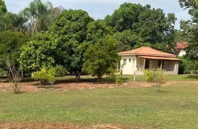Chácara 1500m2 casa sede 60m2 2 dorms, cozinha, banheiro, varanda, aceita veículos ate r$ 69.000,00 como parte da permuta