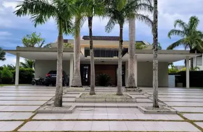 Mansão de luxo a venda em condominio pé na areia.  condomínio de casas pé na areia. são 50 privilegiados com acesso privativo para praia. total segurança e tranquilidade em ambiente de mata atlântica 