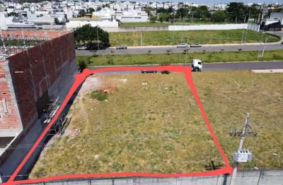 Excelente terreno comercial de 636m² entrada do condomínio jatobá, em frente ao condomínio mônaco grande oportunidade para instalar sua empresa na av.