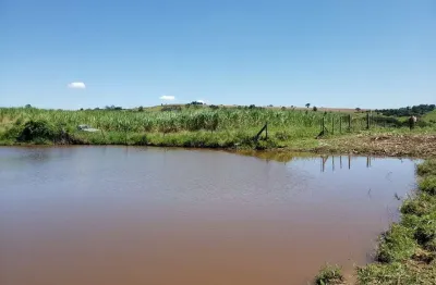 Chácara 23 alqueires, topografia plana, rica em água, 80% aproveitável, terra mista, ótima localização, sem benfeitorias