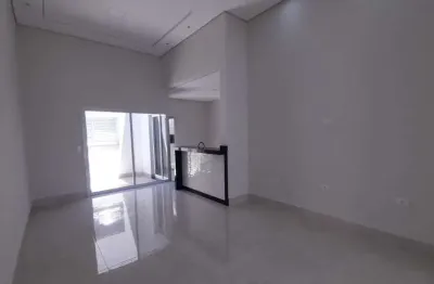 Casa nova 120m2, 3 dormitórios, 1 suíte, garagem para 2 carros, área gourmet com churrasqueira, acabamento em porcelanato, ótima localização