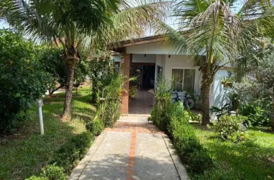 Condomínio evangelico arvore da vida casa térrea 150m2 2 dorms 1 suíte,sala,cozinha,área goumert,quintal,mobiliado,ar condicionado