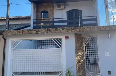 Casa duplex 198m2 3 dorms 1 suíte c/hidro todas com planejados e ar cond,lavanderia,área gourmet,3 vagas cobertas,aceita permuta apto,casa,carro