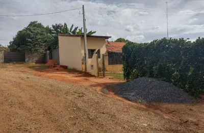 Chacara 606 m2 rural em alambari, 6km da cidade , casa, 2 quartos, sala, cozinha, churrasqueira