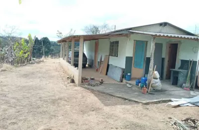 Oportunidade de negócio ?  sítio a venda em capão bonito-sp ?? ?   área total de 8 alqueires  3 alqueires em pasto   5 alqueires em mata  topograf