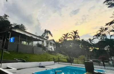 Chácara de luxo em condomínio à venda em atibaia-sp, bairro recanto dos palmares: 3 quartos, 3 suítes, 2 salas, 4 banheiros, 5 vagas, 250m².