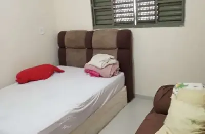 Chácara à venda em pilar do sul-sp, zona rural: 2 quartos, 1 suíte, 1 sala, 2 banheiros, 2 vagas de garagem, 80m² de área.