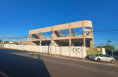 Salão comercial à venda em sumaré-sp, bairro jardim nova veneza! 8 salas, 6 banheiros, 1.340m² de área!