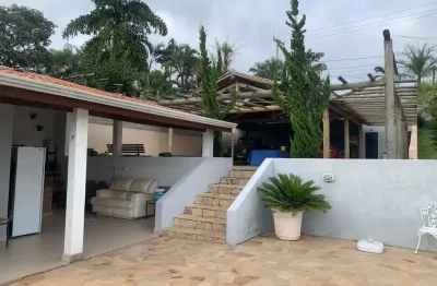 Chácara à venda em jarinu-sp, recreio santo antônio: 1 quarto, 1 suíte, 1 sala, 1 banheiro, 5 vagas de garagem, 100m².