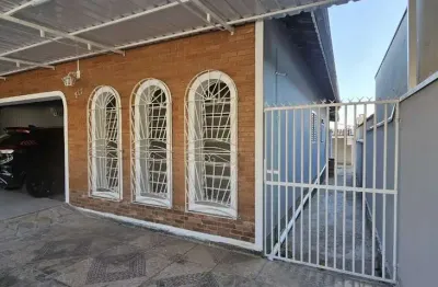 Imperdível casa à venda em hortolândia-sp, no jardim adelaide! 3 quartos, 1 suíte, 1 sala, 2 banheiros, 2 vagas, 150m². venha conferir!