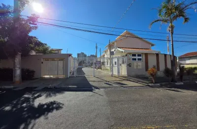 Casa em condomínio à venda em campinas-sp, vila campos sales: 2 quartos, 3 salas, 1 banheiro, garagem e 66m²!