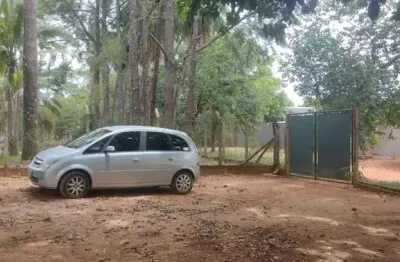 Chácara à venda em cosmópolis-sp: 2 quartos, 1 sala, 2 banheiros, 6 vagas de garagem, 90m² de área. venha conferir!
